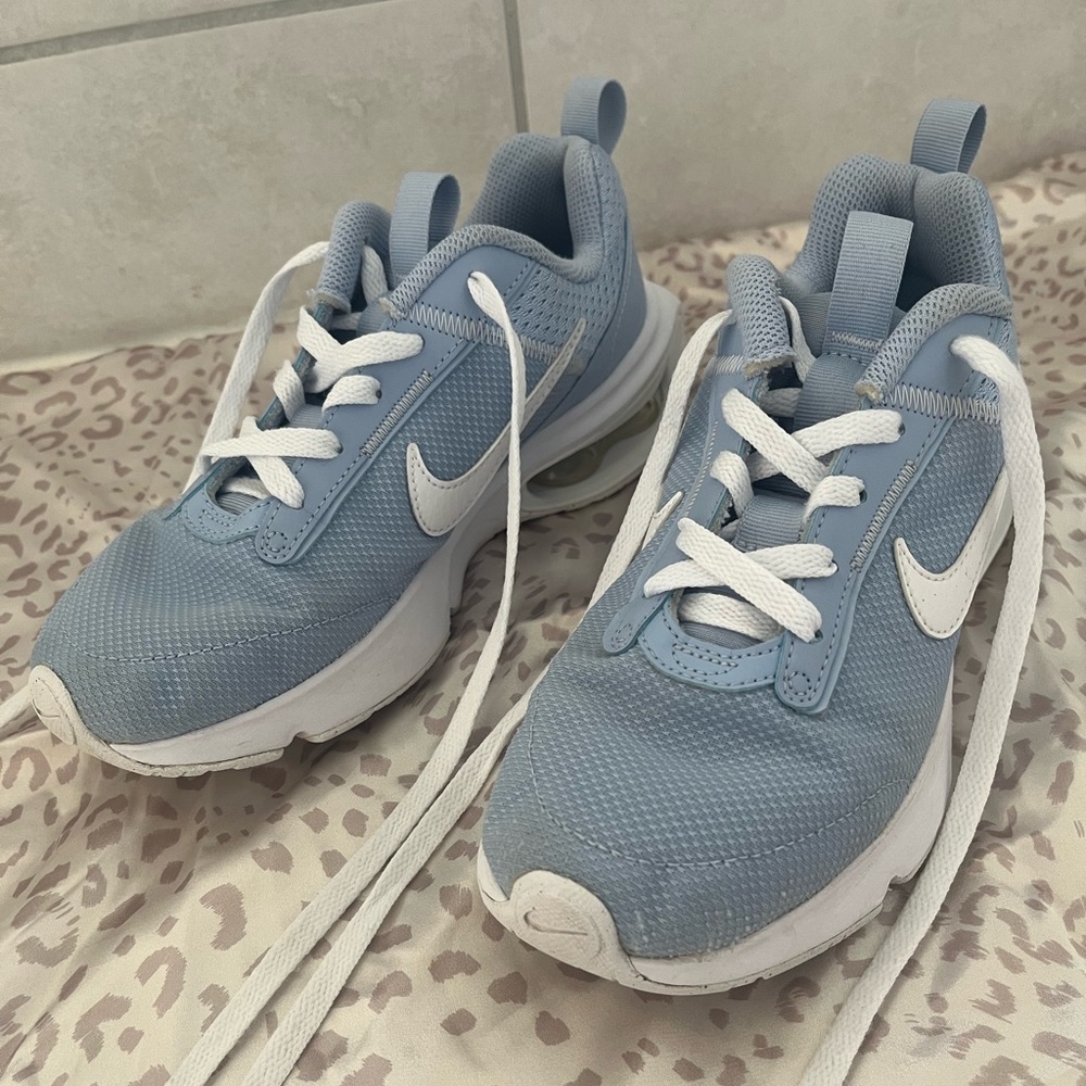 Nike Air Max INTRLK Shoes